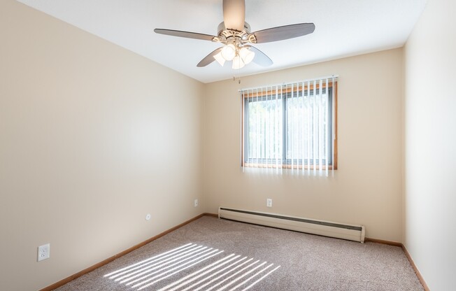 1 bed, 1 bath, $1,049, Unit 65009