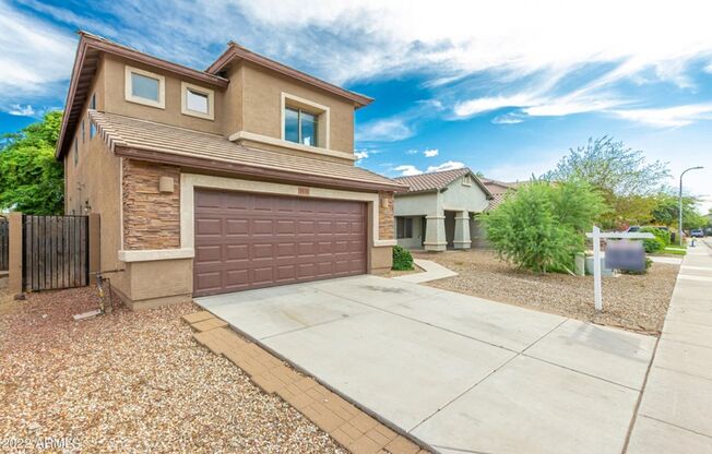 Brand New Paint Outside!!! Yard Redone, Looks Great!!  3 bedroom with large loft and huge Master!!!  Available NOW!!!