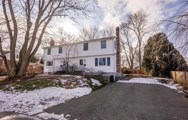 39 CRANE AVE