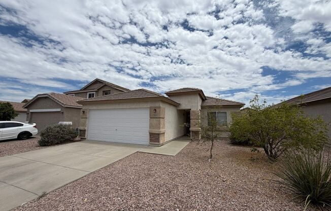 Cozy Home for Rent in Buckeye! NEW CARPET!