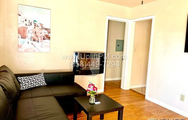 Gamma St (4118-4124)