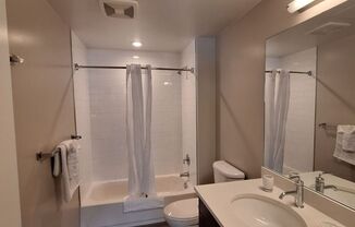 1 bed, 1 bath, $3,900, Unit #1222
