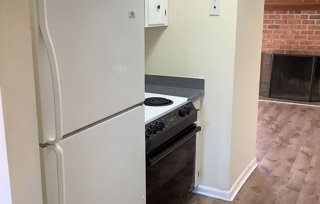 SLEEPY CREEK DR - 270/272