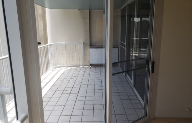1212 Nuuanu Ave., #2406