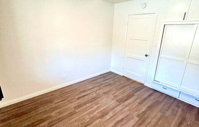 1 bed, 1 bath, 557 sqft, $2,300