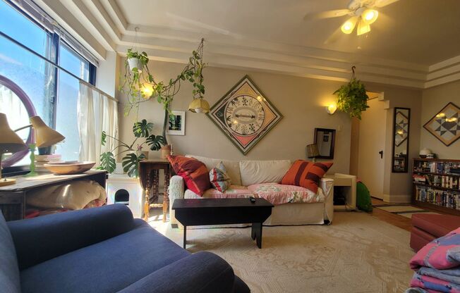 1 bed, 1 bath, $1,095, Unit 110