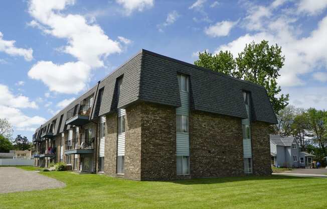 Eldridge Apartments exterior