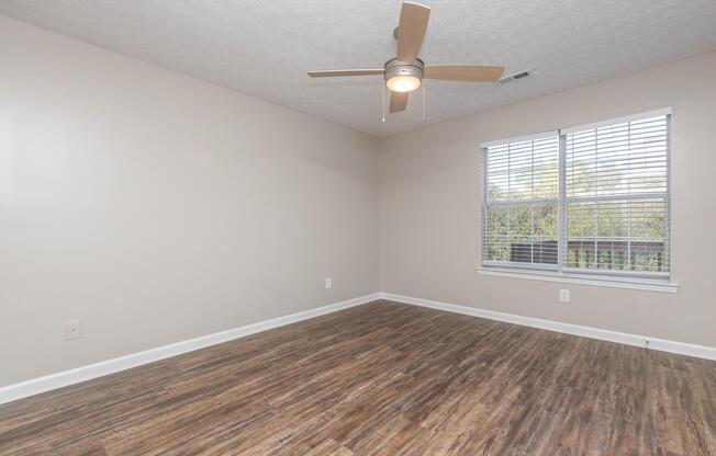 1 bed, 1 bath, 908 sqft, $1,450