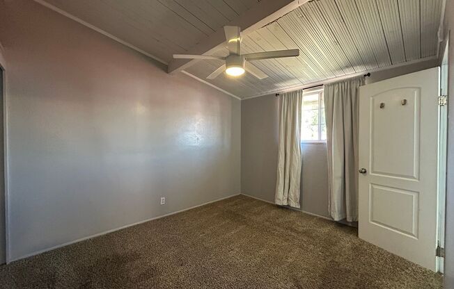 3 beds, 2 baths, $2,750