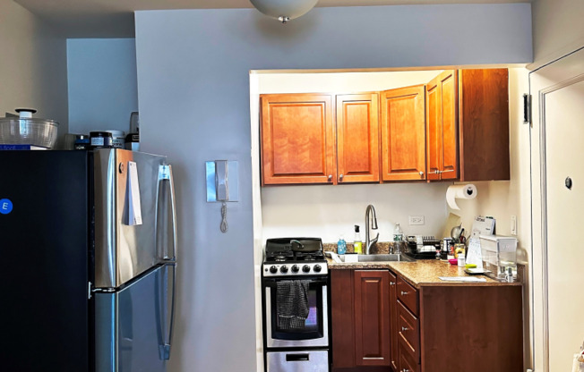 1 bed, 1 bath, $2,995, Unit 3G