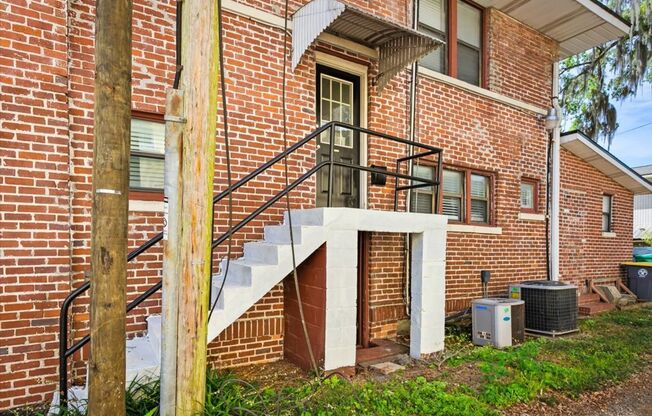 Charming 2/1 in Prime Location | Private Entrance + In-Unit W/D