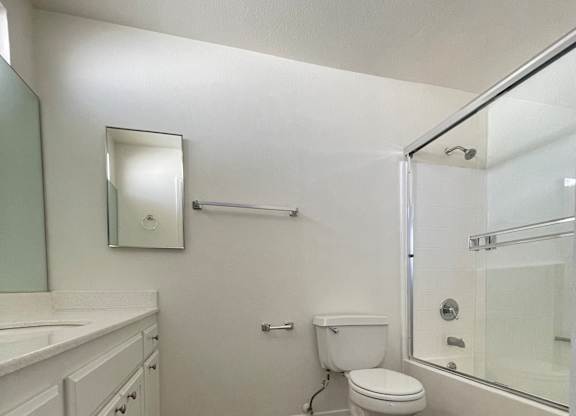 Lido Apartments - 4280 Lindblade Dr Culver City Apartments