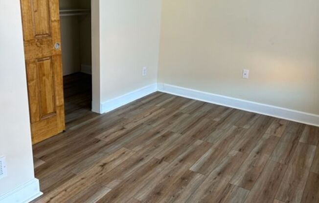 1 bed, 1 bath, 525 sqft, $1,200, Unit 5