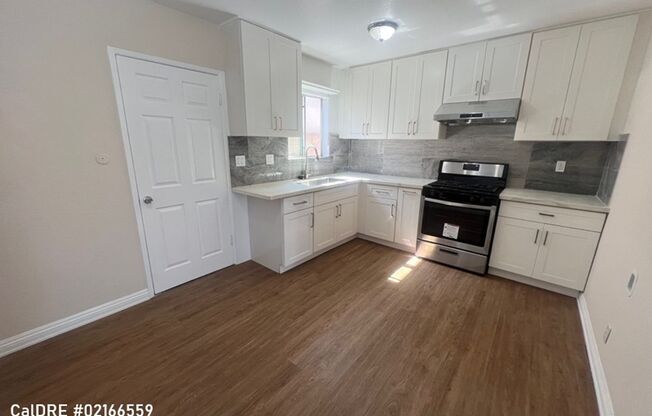 Rosemead 2 Bedroom Home with 2 Car Garage