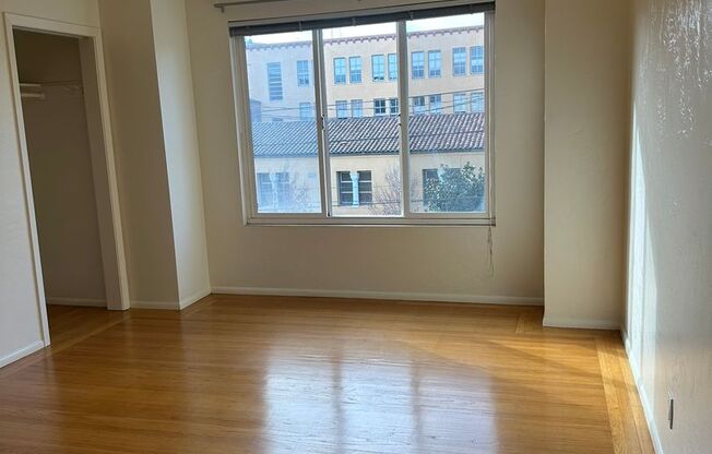 2 beds, 1 bath, 1,020 sqft, $3,700, Unit 455 Church Street #3