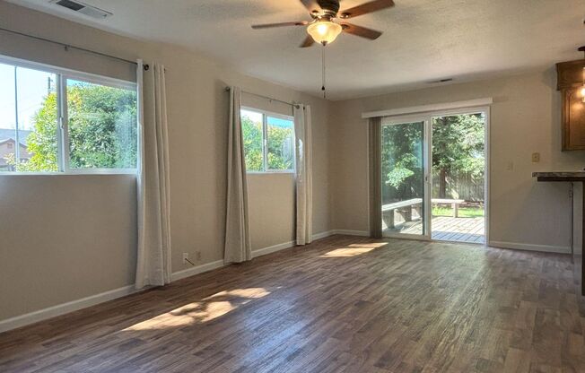 2 beds, 1 bath, $2,100