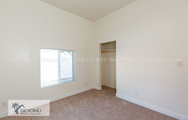 2 beds, 1 bath, 810 sqft, $1,988, Unit National Ave 1724