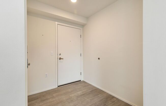 Studio, 1 bath, 418 sqft, $1,625, Unit 612