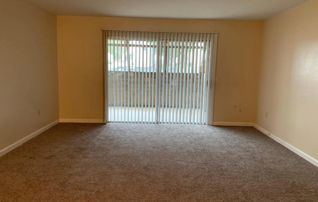 2 beds, 2 baths, 1,100 sqft, $1,495