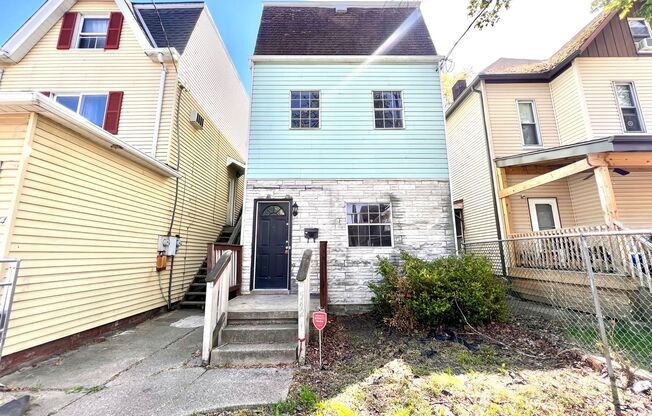 542 5th Avenue (Full Service)