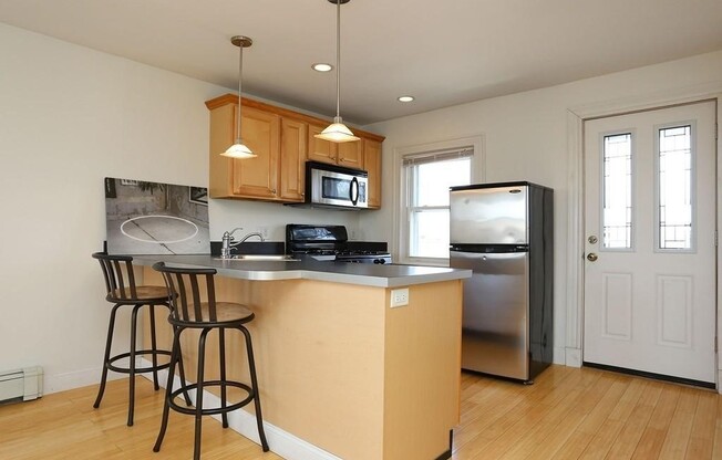 11 BELL CT