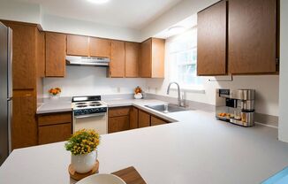 1 bed, 1 bath, 590 sqft, $1,549, Unit 102