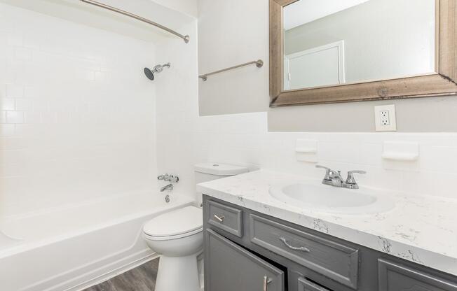 1 bed, 1 bath, 860 sqft, $1,060