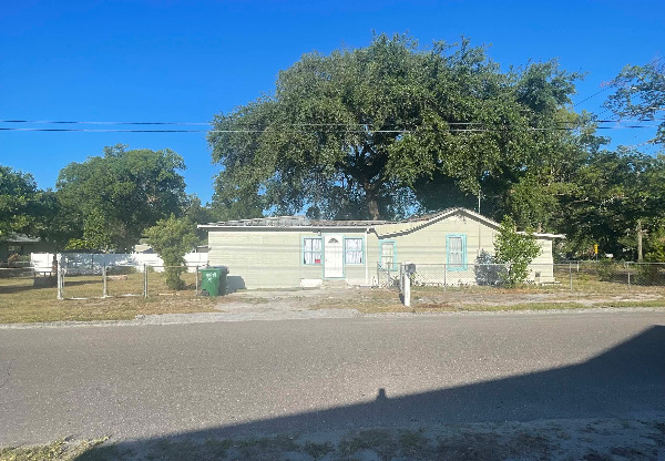 1915 W KIRBY ST