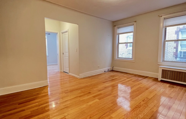43 38 42 ST