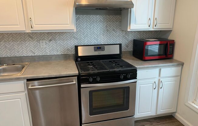 1 bed, 1 bath, $1,350