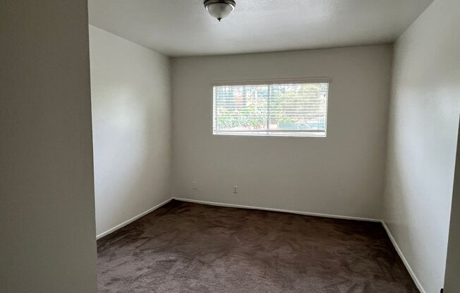 2 beds, 1 bath, $2,150