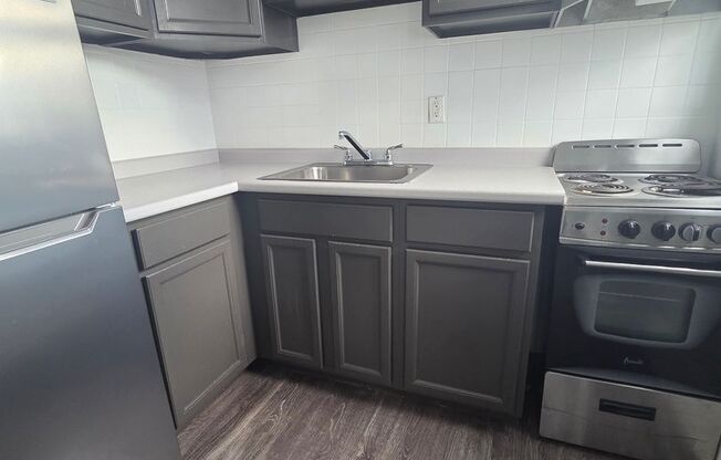 1 bed, 1 bath, 575 sqft, $1,750, Unit 603
