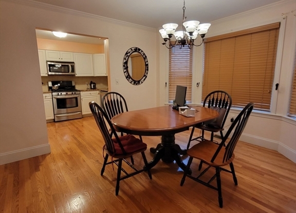 9 ELMORE ST