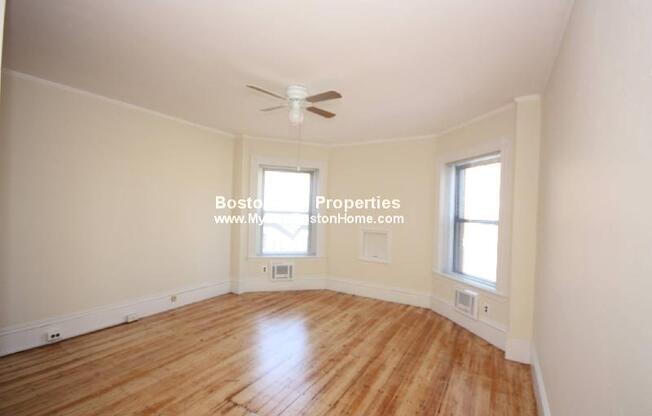 9 BUSWELL ST