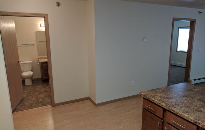 1 bed, 1 bath, 702 sqft, $995, Unit 5130-106