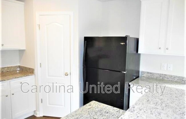 2101 TALBERT CT