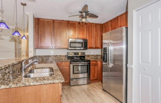 3339 BLUE FIN DR