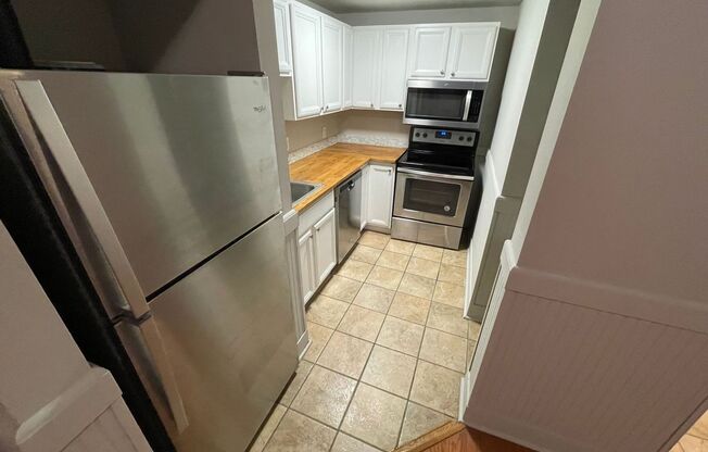 1 bed, 1 bath, $1,020, Unit Unit 104