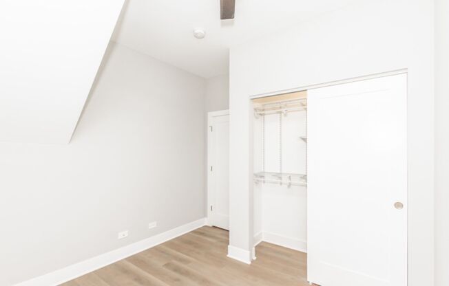 Charming Coach House 1 Bed - Recently Renovated