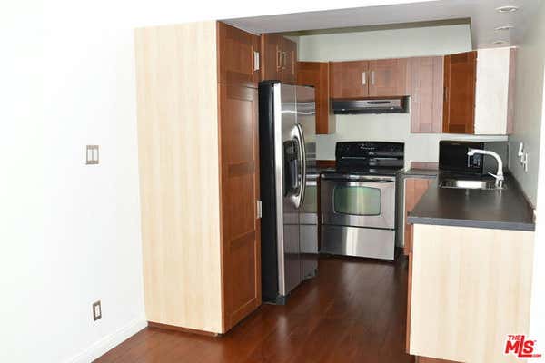 1 bed, 1 bath, 777 sqft, $2,350, Unit 301