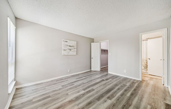 2 beds, 2 baths, 968 sqft, $949, Unit 86005