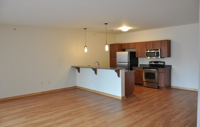 1 bed, 1.5 baths, 1,050 sqft, $1,975, Unit 307