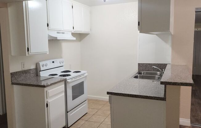 1 bed, 1 bath, 575 sqft, $1,800, Unit # 114
