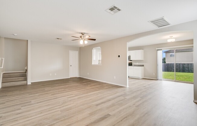 202 WOODLEY RD