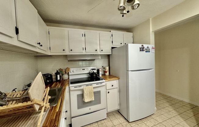 1 bed, 1 bath, 747 sqft, $2,200, Unit 104