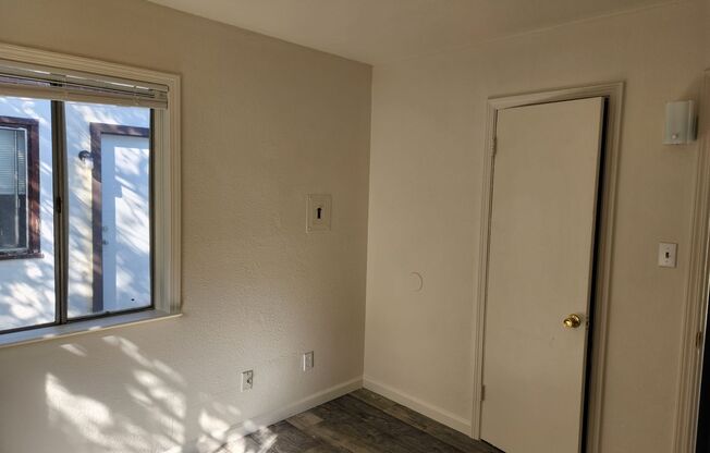 1 bed, 1 bath, 520 sqft, $1,275, Unit D