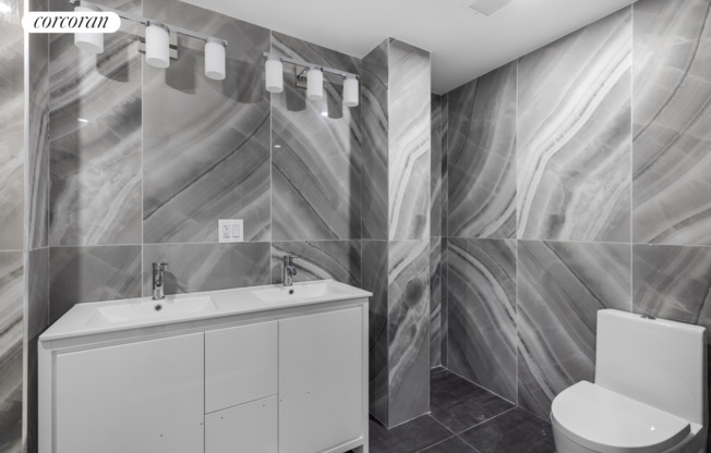 2 beds, 2 baths, $3,100, Unit 4L