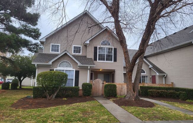 447 Adkins Arch
