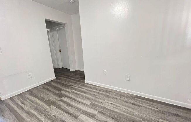 2 beds, 1 bath, 750 sqft, $1,650, Unit 5200-3