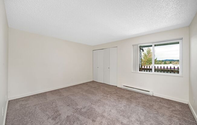 2 beds, 1 bath, 850 sqft, $1,495, Unit 42